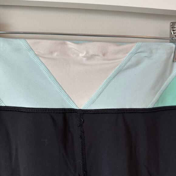 Lululemon | Run Inspire Crop II - Picture 3 of 8